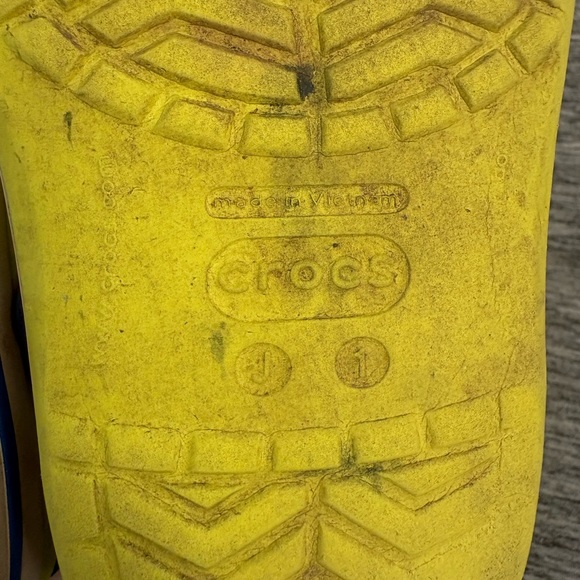 Crocs Size Junior 1 - Picture 5 of 6